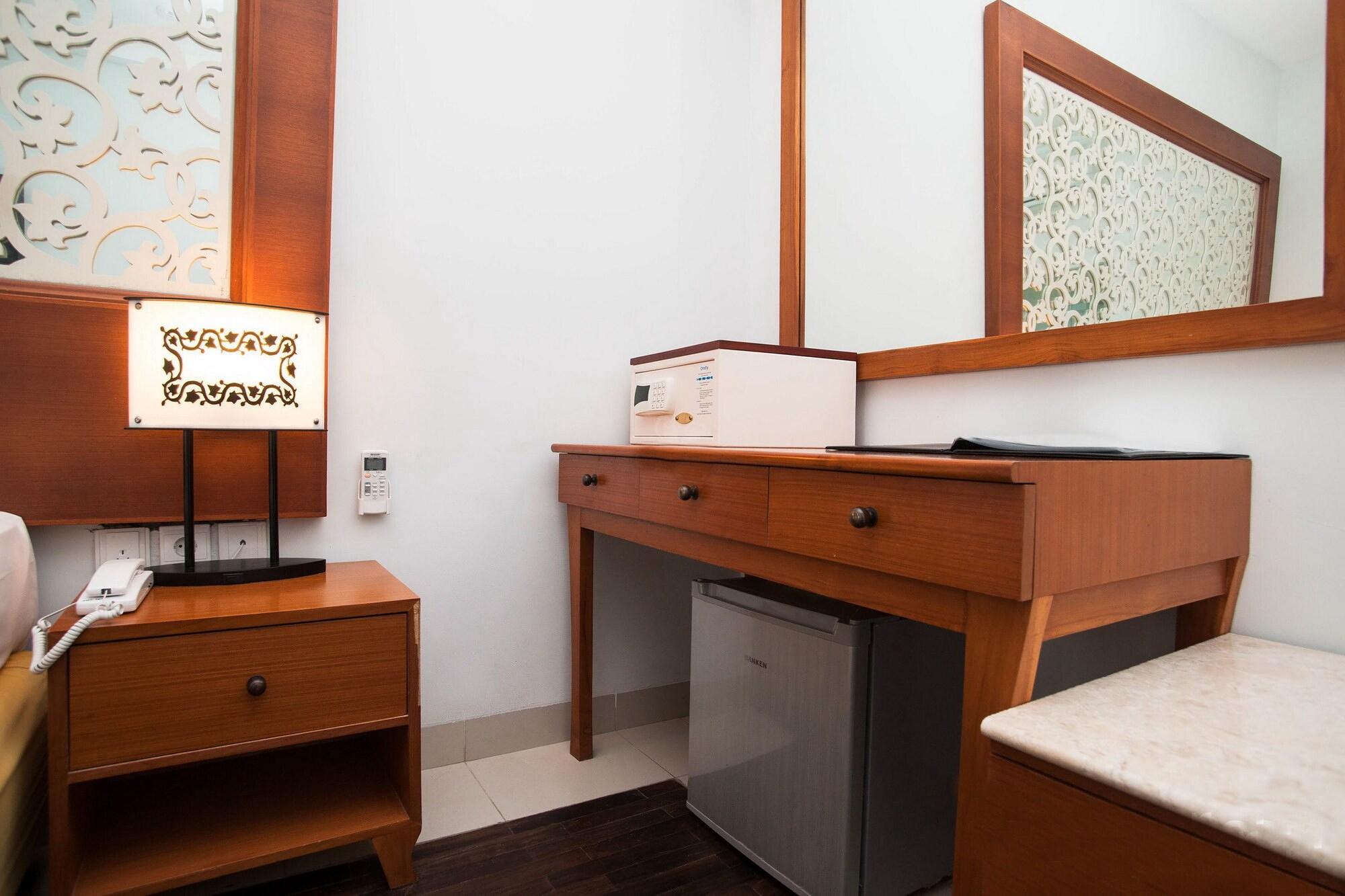 Samsara Inn Legian Zewnętrze zdjęcie