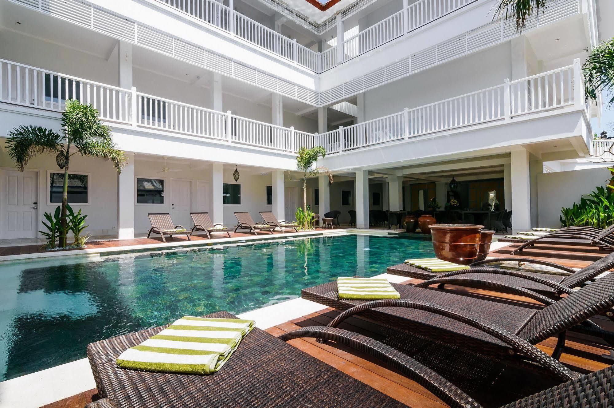 Samsara Inn Legian Zewnętrze zdjęcie